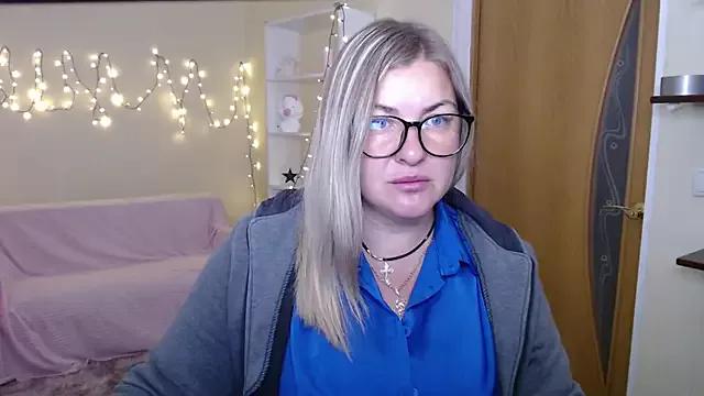 NikaSkylink from StripChat is Freechat