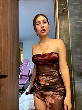Nikii__ from StripChat