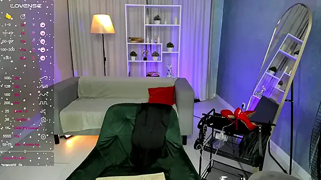 Freechat Nina_Devillle on StripChat