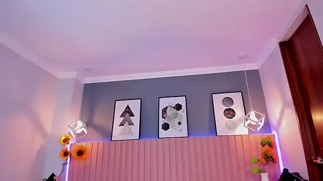 Private Nina_Ford on StripChat