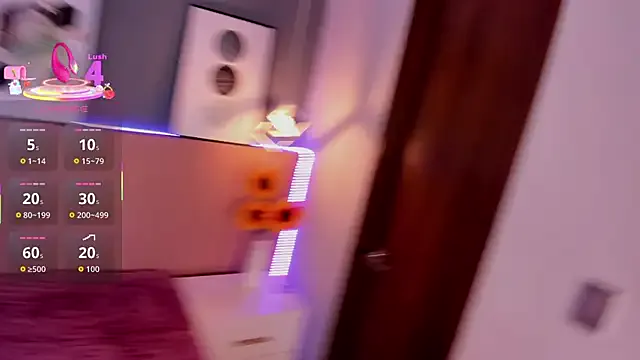 Private Nina_Ford on StripChat