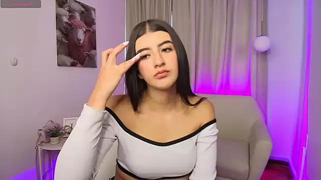 nina_sheen from StripChat is Freechat