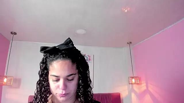 ninna_curly from StripChat is Freechat