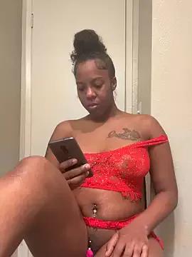 ObsessedWLyla from StripChat is Freechat