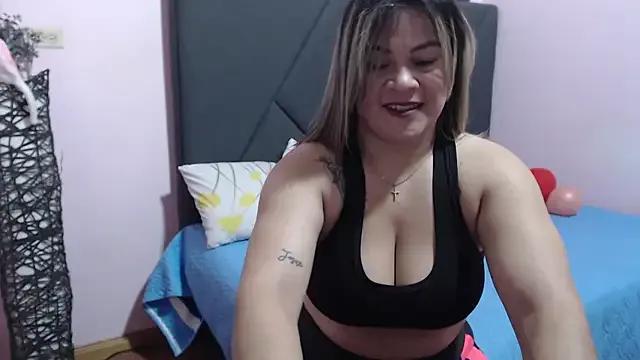 pamela_echeverria from StripChat is Freechat