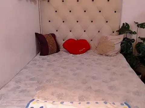petite_asian01 from StripChat is Freechat