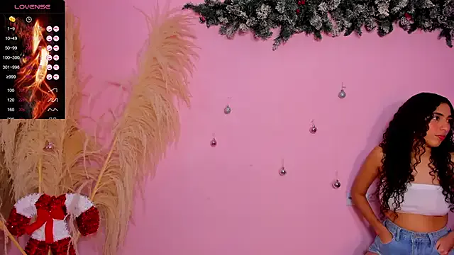 Freechat Pink_hell222 on StripChat