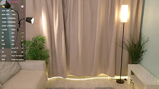 Freechat Playful_Lia on StripChat