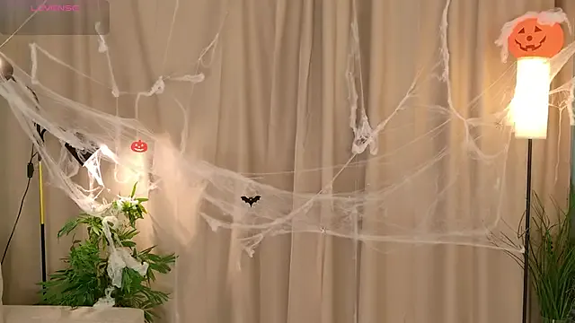 Freechat Playful_Lia on StripChat