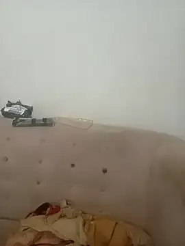 Freechat PrettahSantos on StripChat