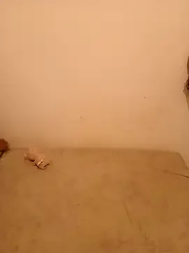 Freechat PrettahSantos on StripChat