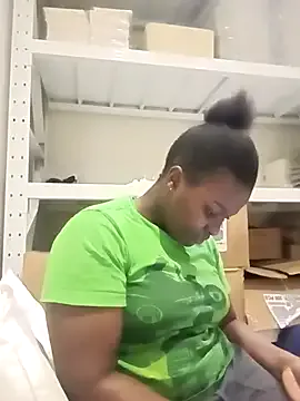 Freechat pretty_shany on StripChat