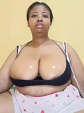 Prettyboobiesx from StripChat is Freechat