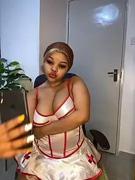 prettycaramel from StripChat is Freechat