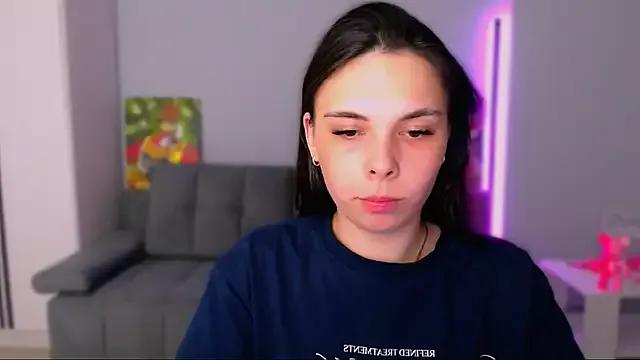 Queenofthesense_ from StripChat