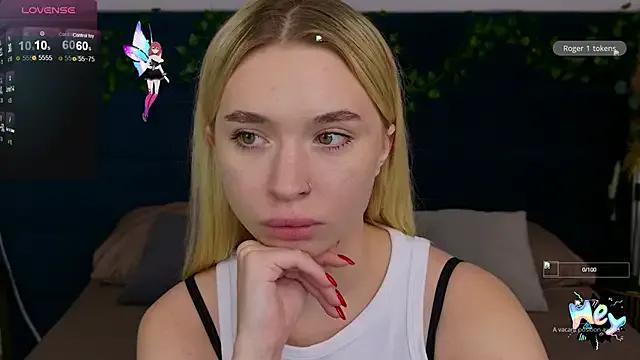 RachelColon from StripChat is Freechat
