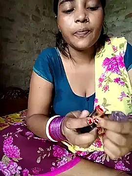 RED_CHILLY_QUEEN from StripChat is Group