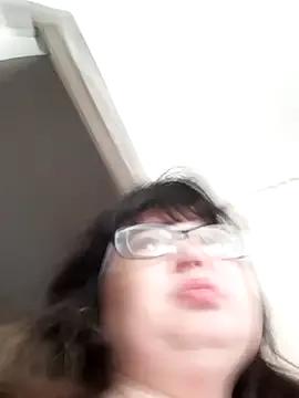 regina03063 from StripChat is Freechat