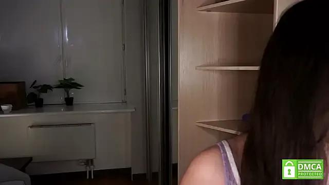 RenaeConnerley from StripChat is Freechat