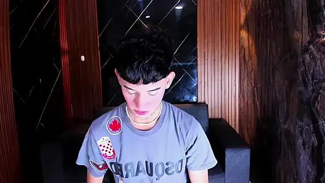 RickyMontes_ from StripChat is Freechat