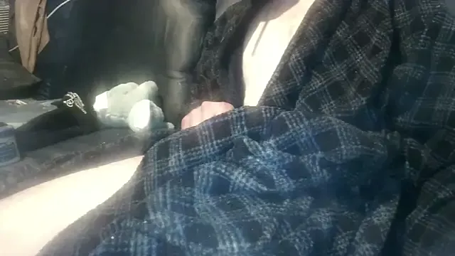 Freechat robeaulieu02 on StripChat