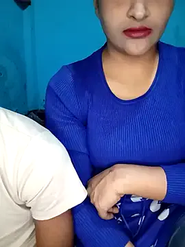 RomanticCouple432 on StripChat