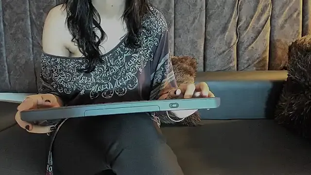 Rowan_Mills — All Naked and Masturbate 3min