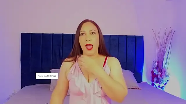 Freechat RubieBlaze on StripChat