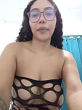 Sabor_A_Canelaa from StripChat is Freechat