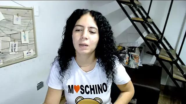 samantha_baby_ from StripChat is Freechat