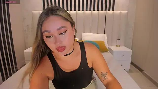 SamanthaConnor_ from StripChat