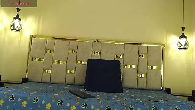 Sammy_fox23 from StripChat is Freechat