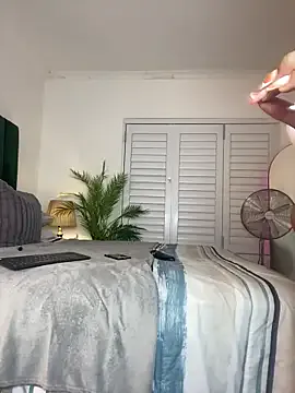 Freechat SandyLovely212 on StripChat