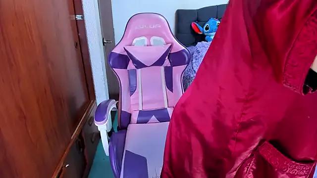 Saphira_owen from StripChat