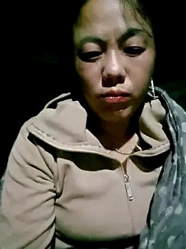 Sara_pusyy on StripChat 