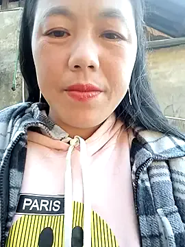 Sara_pusyy on StripChat 