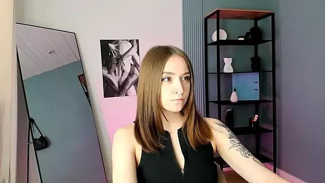 sara_rossery from StripChat is Freechat