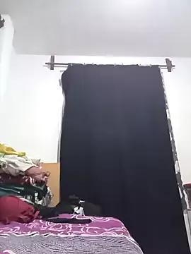 Saramilf36 from StripChat is Freechat