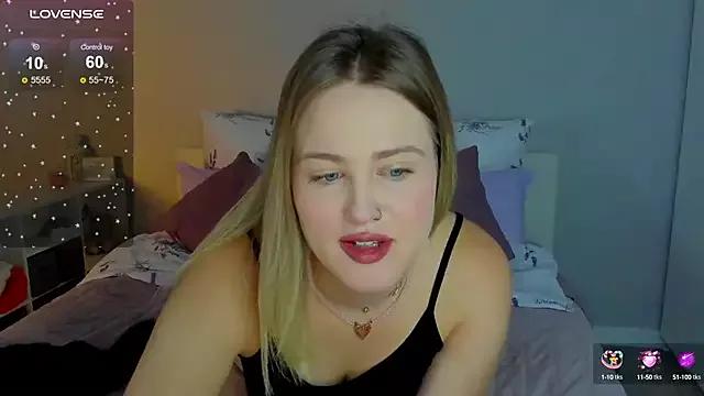 Sassy_Talkin_ from StripChat