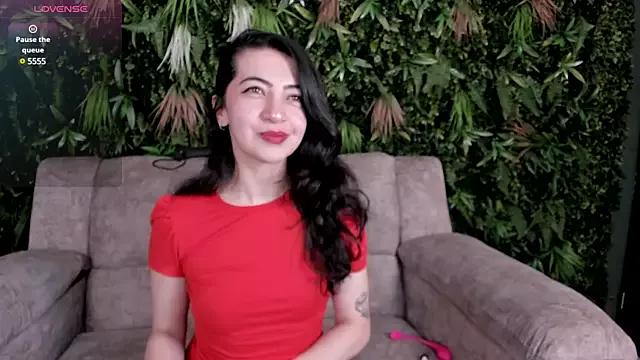Saya_Amaretto1 from StripChat is Freechat