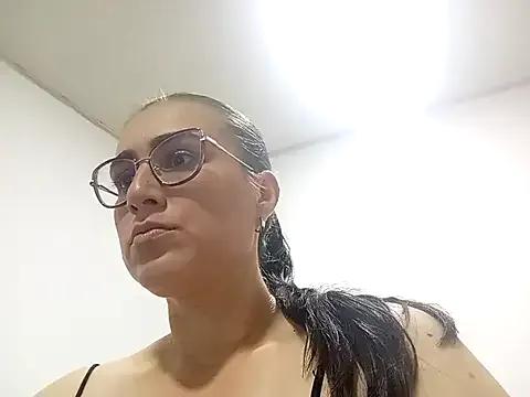 selena_marcos_couple from StripChat is Freechat