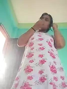 SEXY-Jamila43 from StripChat is Freechat