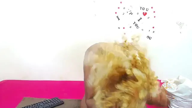 Freechat SexyCloe45 on StripChat