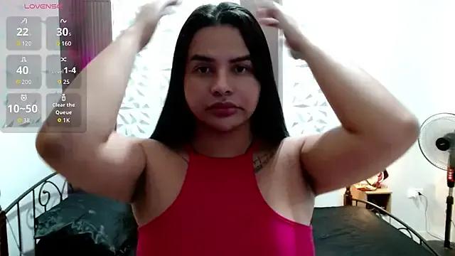 SexyVixenSelena from StripChat is Freechat