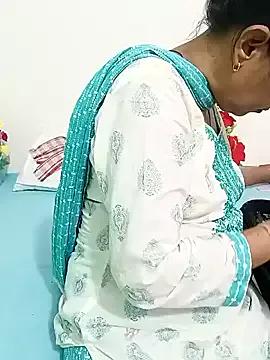 Shanu_Shah from StripChat is Freechat