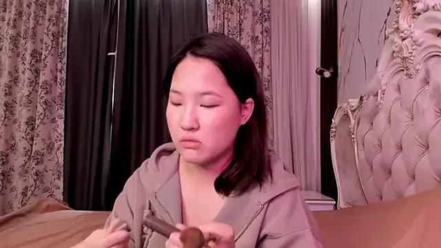 sharlin_b from StripChat is Freechat