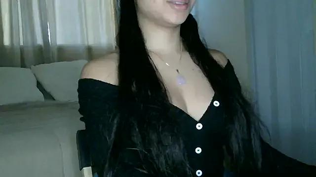 SilkenCode from StripChat is Freechat
