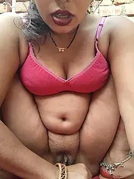 Simaran_bhabhi from StripChat is Freechat