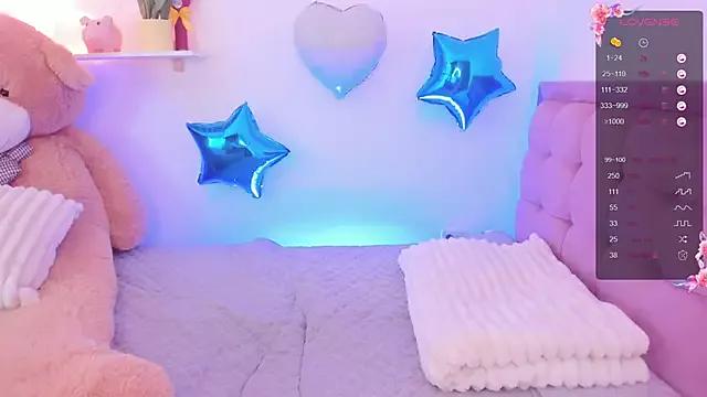 Sirenita_petitexoxo from StripChat is Freechat