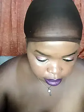 Freechat smileyass on StripChat